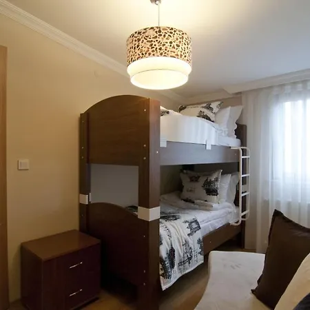 Nupelda Bomonti *
